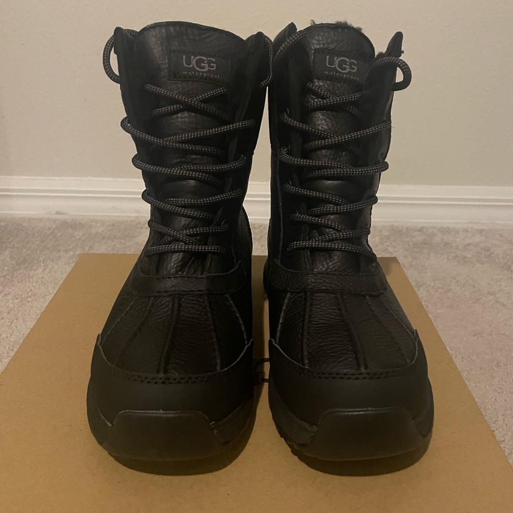 UGG Adirondack Hiker